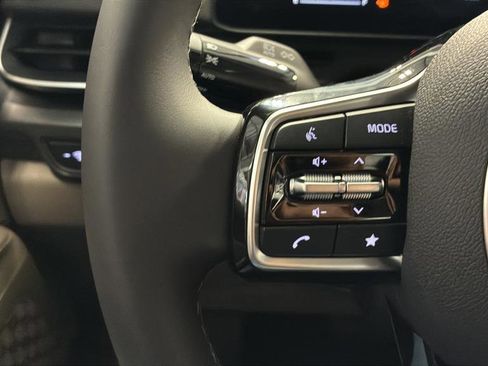 New 2026 Kia Carnival LXS image 26