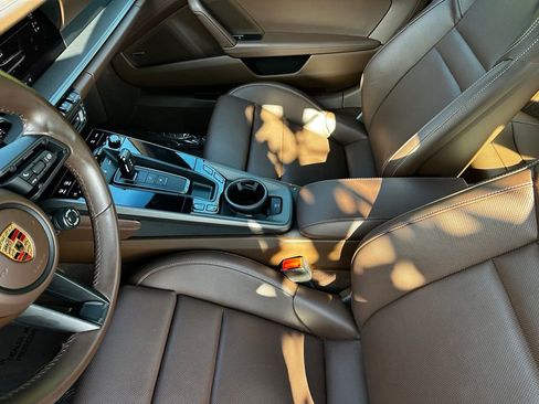 Certified 2024 Porsche 911 Carrera RWD image 20