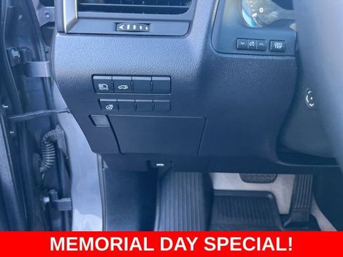 Used 2017 Lexus RX 350 AWD w/ Premium Package image 31