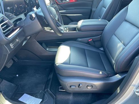 New 2026 Chevrolet Traverse Z71 image 9