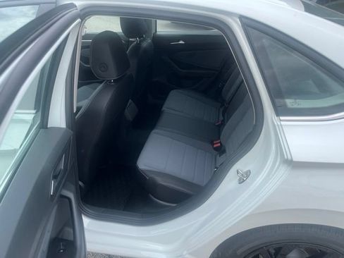 New 2026 Volkswagen Jetta SE FWD image 15