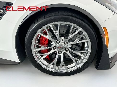 Used 2017 Chevrolet Corvette Z06 w/ Z07 Performance Package image 34