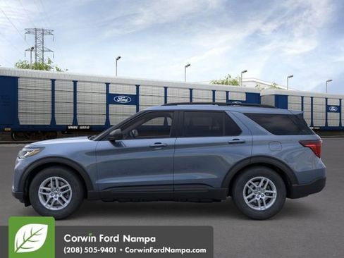 New 2026 Ford Explorer Active AWD/4WD image 4