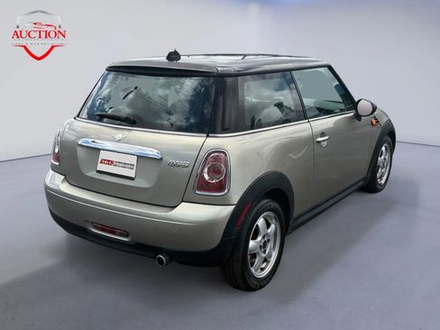 Used 2011 MINI Cooper Hardtop image 5
