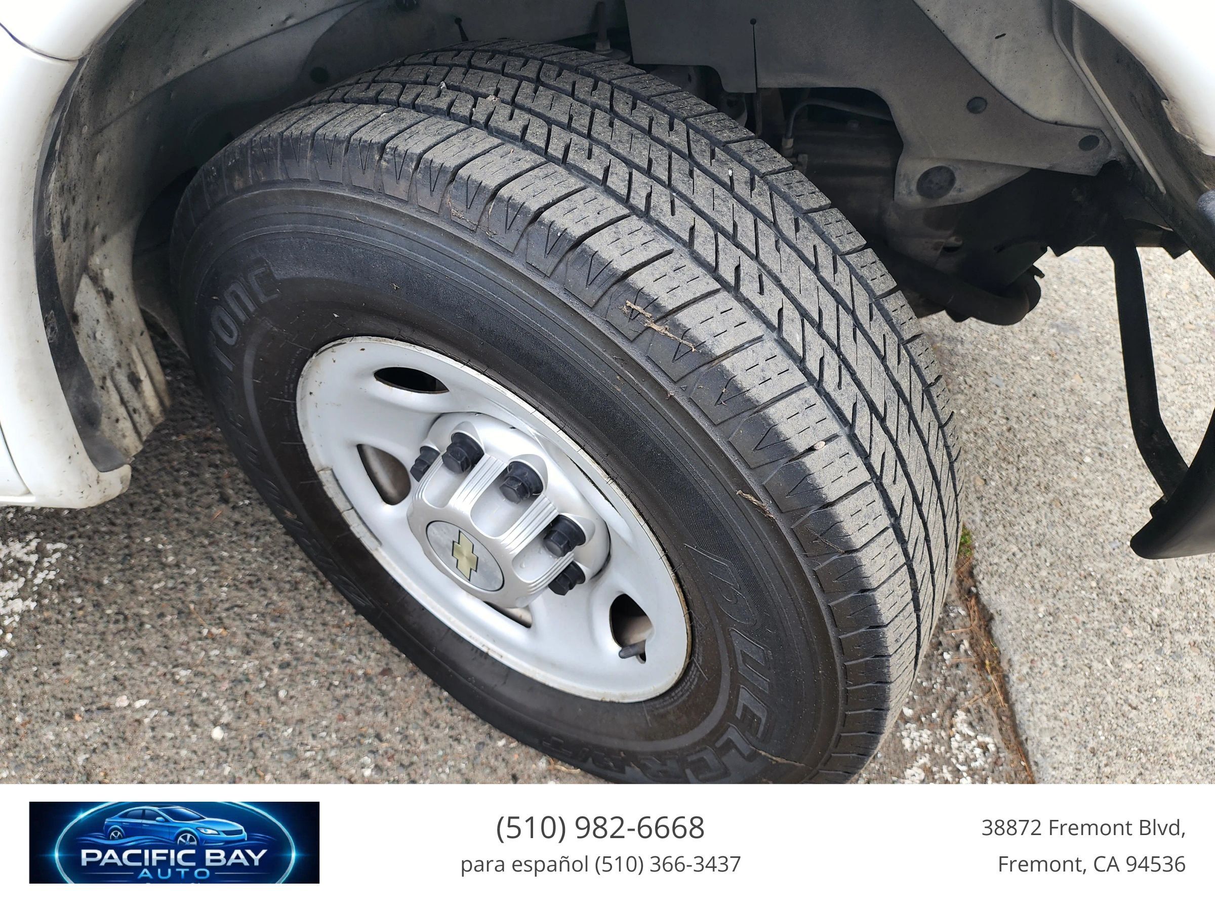 Used 2012 Chevrolet Express 2500 RWD image 30