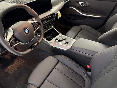 Used 2026 BMW 330i Sedan w/ Convenience Package RWD image 21