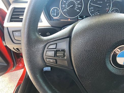 Used 2018 BMW 320i Sedan w/ Convenience Package image 27