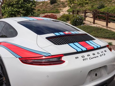 Used 2019 Porsche 911 Carrera GTS image 9