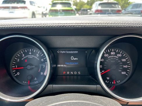 Used 2022 Ford Mustang Premium image 18