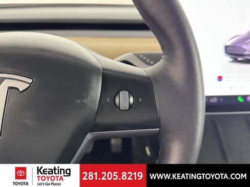 Used 2023 Tesla Model 3 Standard Range image 23
