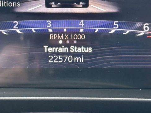 Used 2023 Jeep Grand Cherokee Limited AWD/4WD image 13