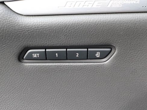Used 2020 Cadillac XT6 Sport AWD/4WD image 16