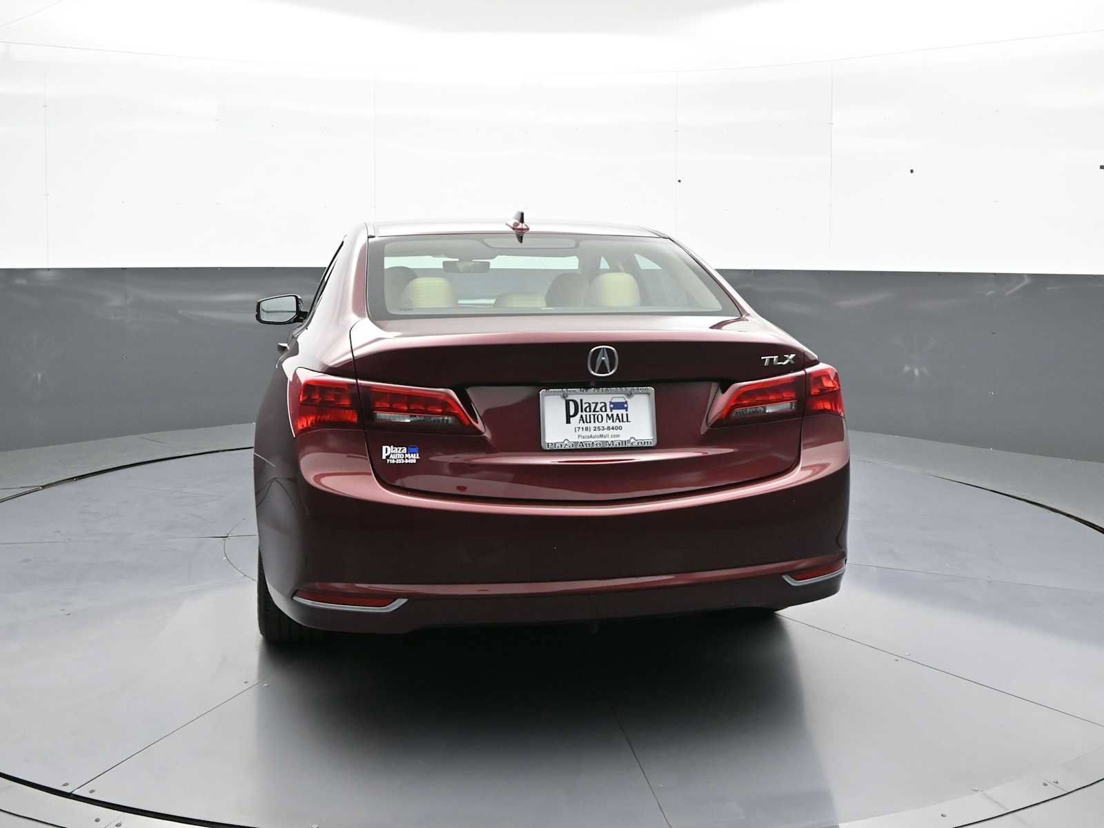Used 2015 Acura TLX w/ Technology Package FWD image 7