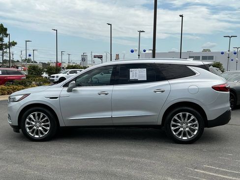 Used 2019 Buick Enclave Premium AWD/4WD image 6