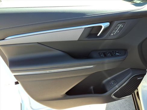 New 2026 Buick Enclave Sport Touring image 15