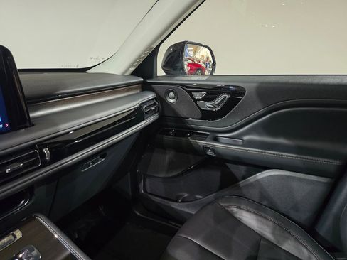 New 2026 Lincoln Aviator Reserve image 28