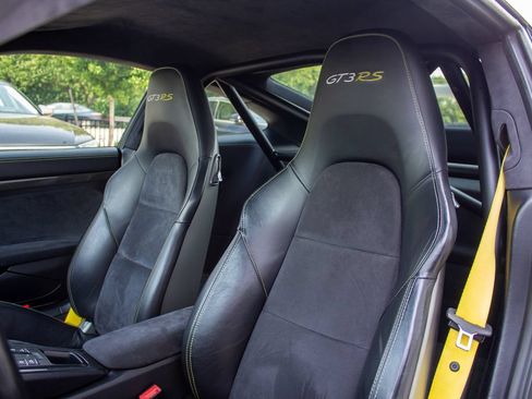 Used 2016 Porsche 911 GT3 RS RWD image 12