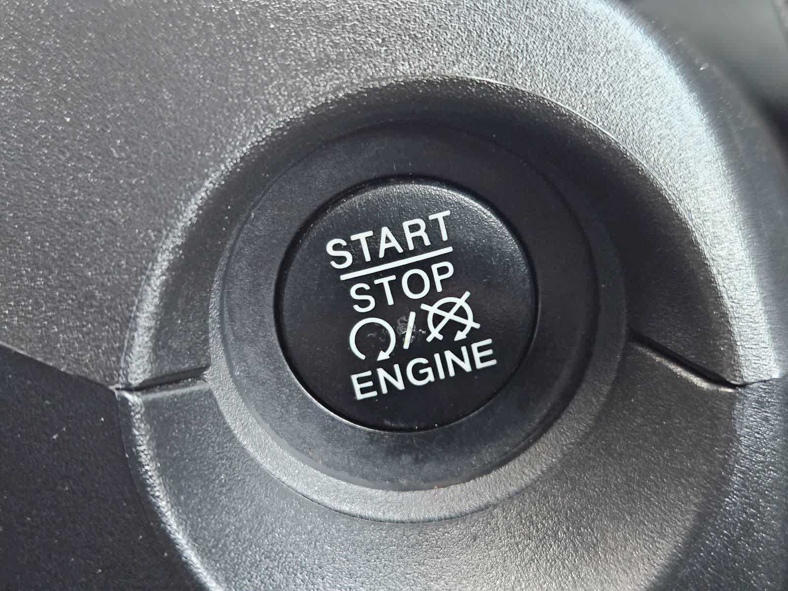 Used 2019 Jeep Compass Limited FWD image 19