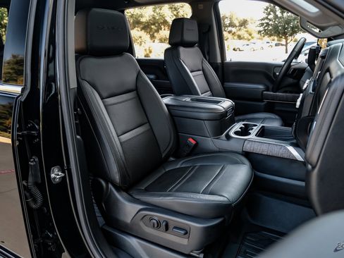 Used 2022 GMC Sierra 3500 Denali w/ Technology Package image 47