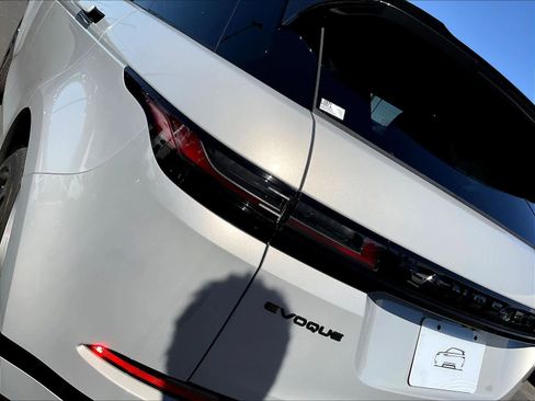 New 2026 Land Rover Range Rover Evoque Dynamic SE image 25