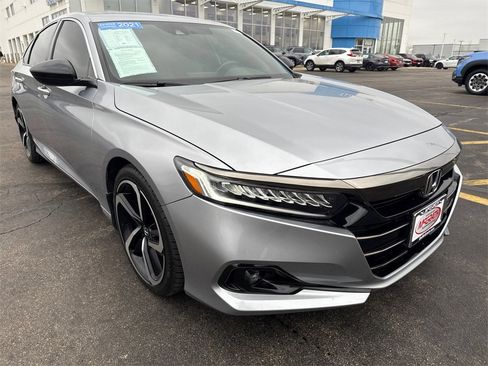 Used 2021 Honda Accord Sport image 11