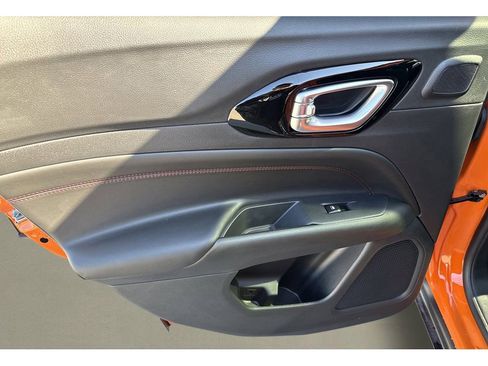 New 2026 Jeep Compass Trailhawk w/ Sun, Sound & Navigation Group image 19
