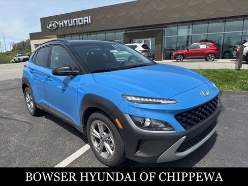 Used 2022 Hyundai Kona SEL w/ Winter Weather Package AWD/4WD image 9