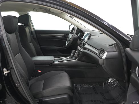 Used 2020 Honda Accord LX image 11