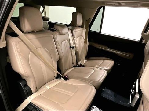 Used 2024 Ford Expedition Max Limited image 26