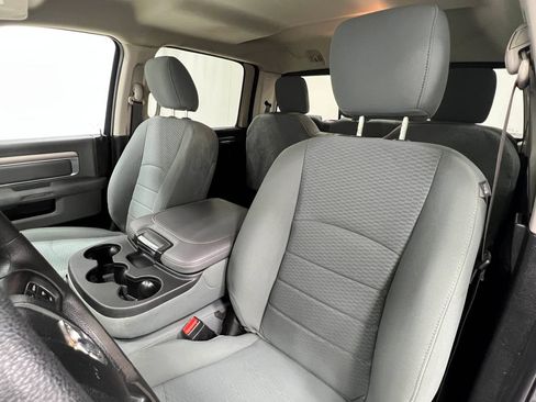 Used 2019 RAM 1500 Classic SLT AWD/4WD image 13