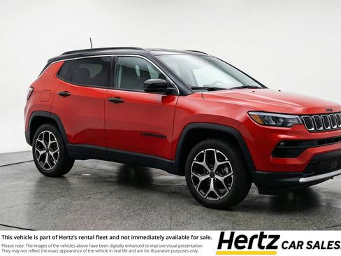 Used 2025 Jeep Compass Limited image 1