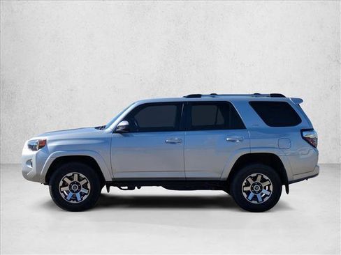 Used 2021 Toyota 4Runner SR5 image 7