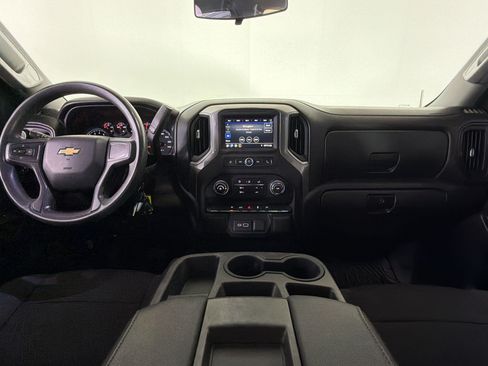 Used 2021 Chevrolet Silverado 1500 Custom AWD/4WD image 15