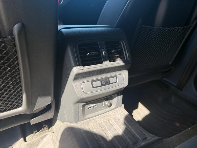 Used 2023 Audi Q5 2.0T Premium Plus AWD/4WD image 19