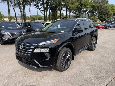 New 2026 Nissan Rogue Platinum w/ Platinum Premium Package AWD/4WD image 3