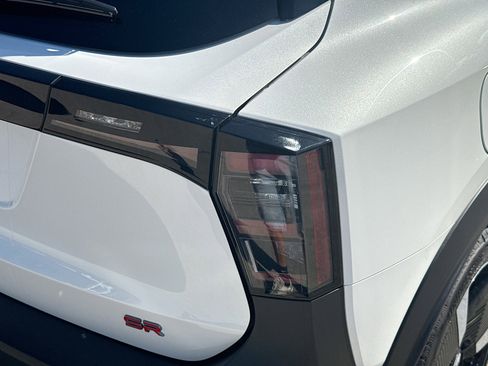 Used 2025 Nissan Kicks SR FWD image 26
