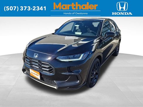 Used 2025 Honda HR-V Sport image 1