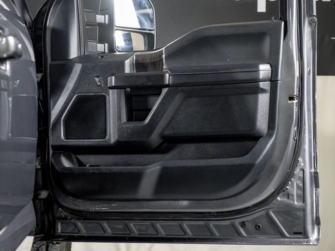 Used 2021 Ford F250 Lariat image 34