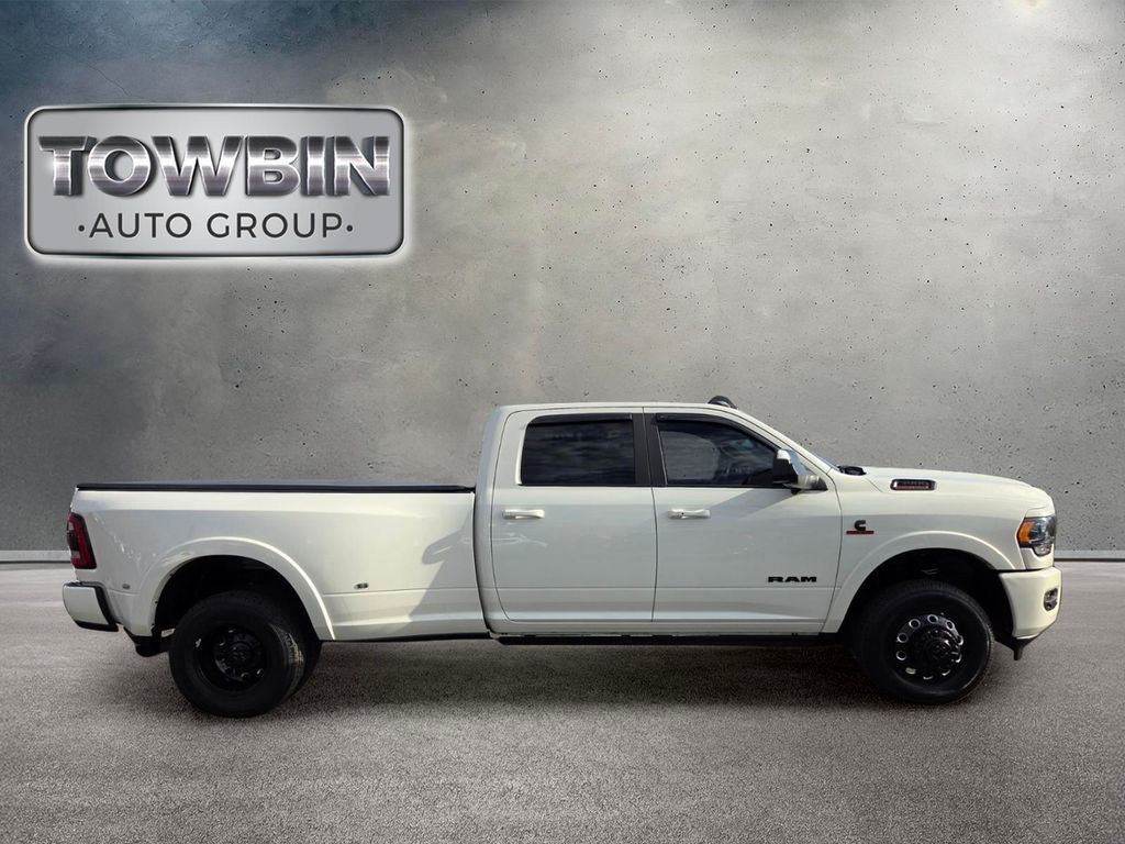 Used 2022 RAM 3500 Limited AWD/4WD image 3
