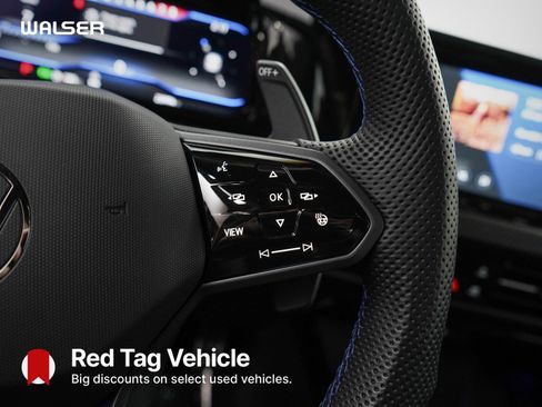Used 2024 Volkswagen Golf R AWD/4WD image 26