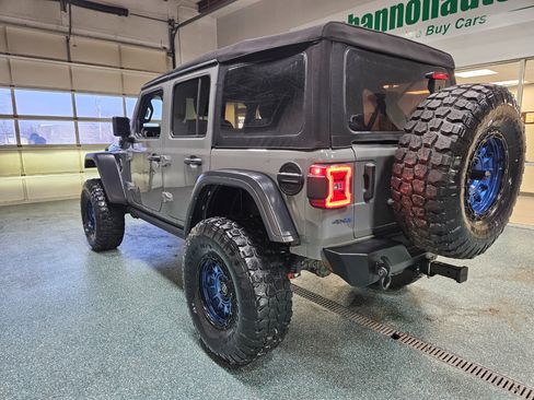 Used 2022 Jeep Wrangler Unlimited Rubicon 4xe image 10