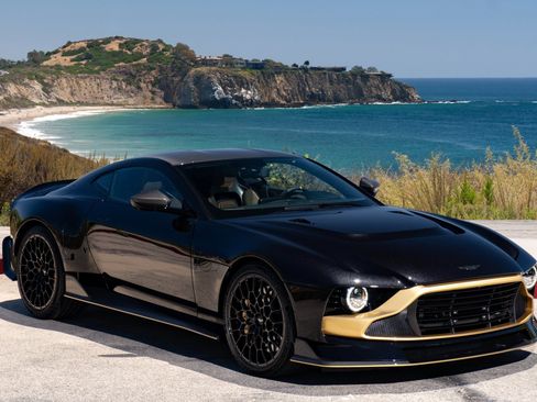 Used 2024 Aston Martin Valour image 1