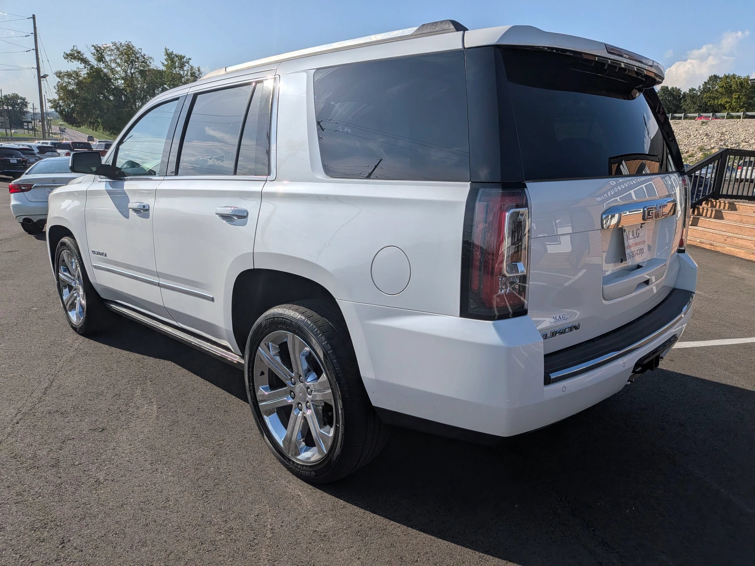 Used 2016 GMC Yukon Denali w/ Open Road Package AWD/4WD image 4