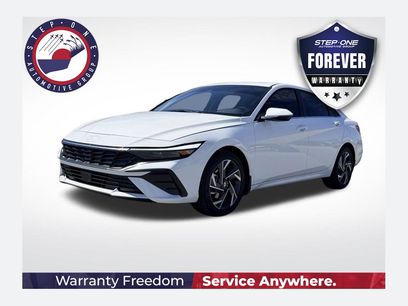 Used 2025 Hyundai Elantra Limited