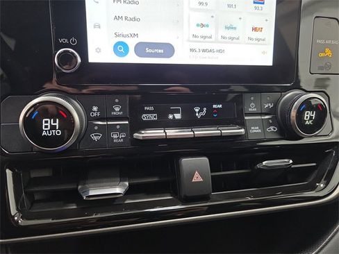 Certified 2024 Toyota Highlander LE image 20