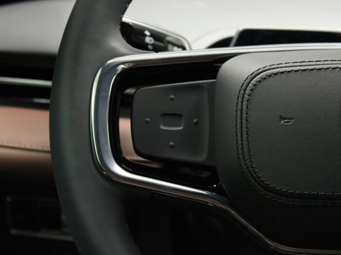 New 2026 Lincoln Nautilus Reserve w/ Jet Appearance Package image 19