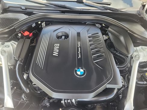 Used 2019 BMW 540i RWD image 11