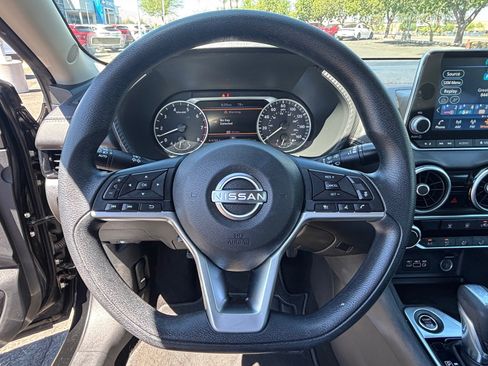 Used 2024 Nissan Sentra SV FWD image 12