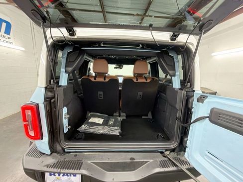 Used 2024 Ford Bronco Heritage Edition AWD/4WD image 24