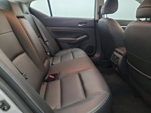 Used 2023 Nissan Altima 2.5 SL FWD image 19